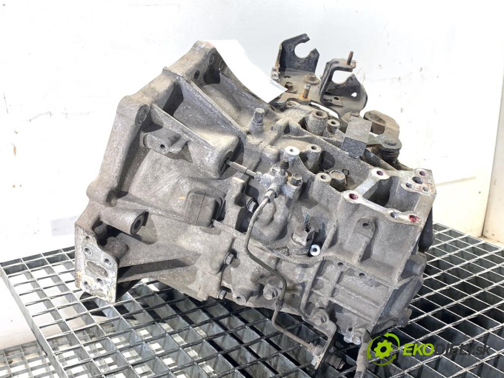TOYOTA AURIS II liftback 2016 73 kW 1.3 (NRE180_) 1329 Prevodovka 33111-02050 31115-0D111 (Prevodovka)