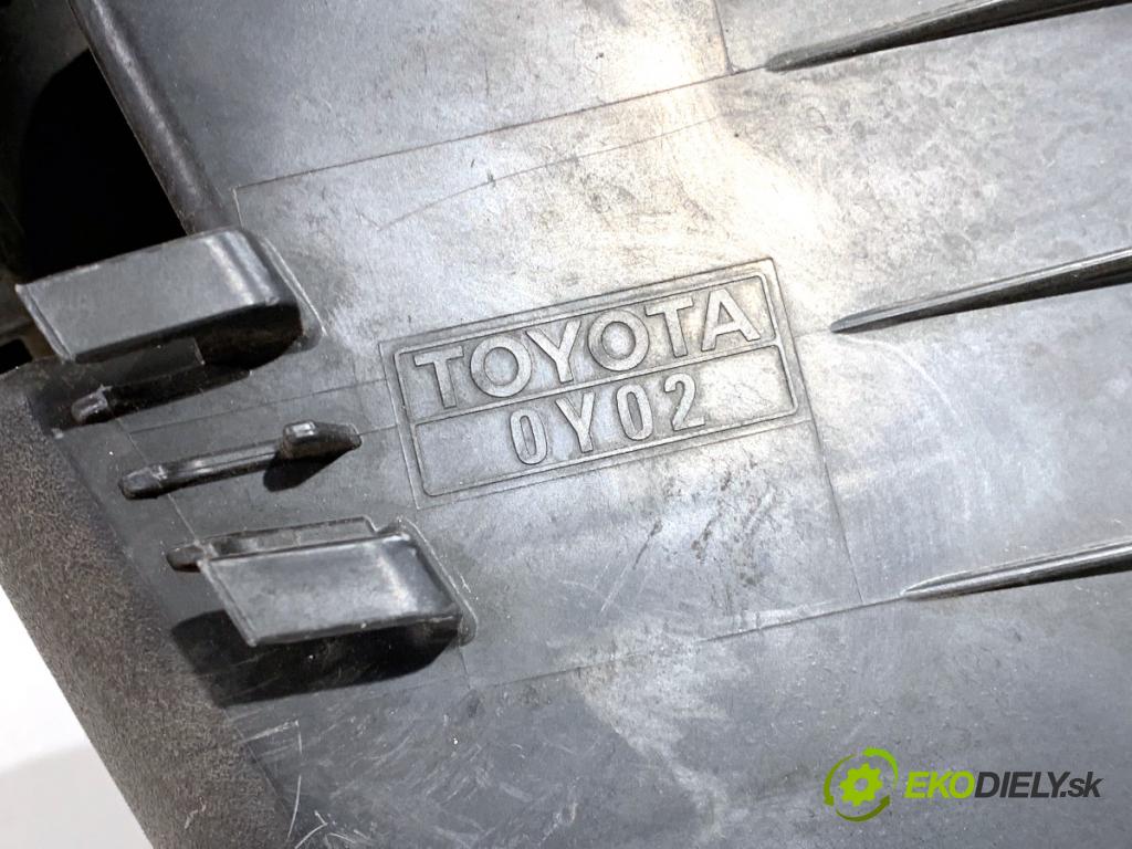 TOYOTA AURIS II liftback 2016 73 kW 1.3 (NRE180_) 1329 obal filtra vzduchu  (Kryt vzduchového filtru)