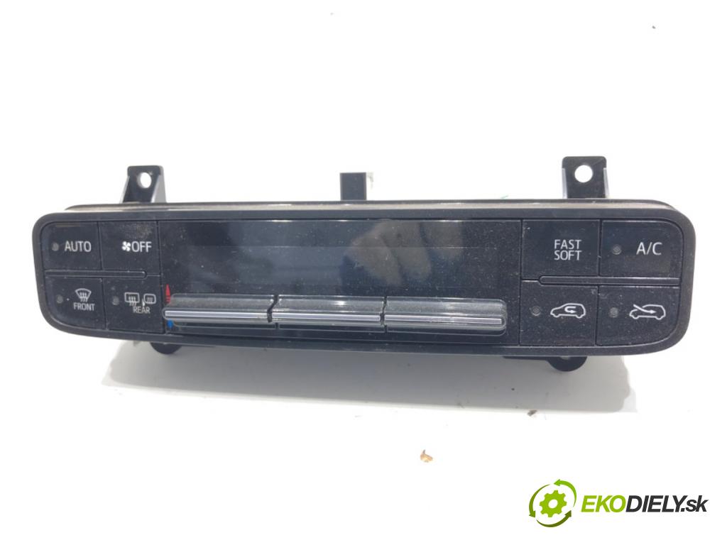 TOYOTA AURIS II liftback 2016 73 kW 1.3 (NRE180_) 1329 Panel ovládania kúrenia 55900-02C60 (Prepínacie páčky pod volantom)