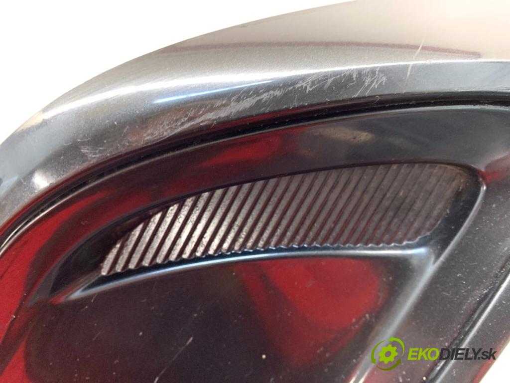 TOYOTA AURIS II liftback 2016 73 kW 1.3 (NRE180_) 1329 mří nárazníka levý přední část 81482-02560