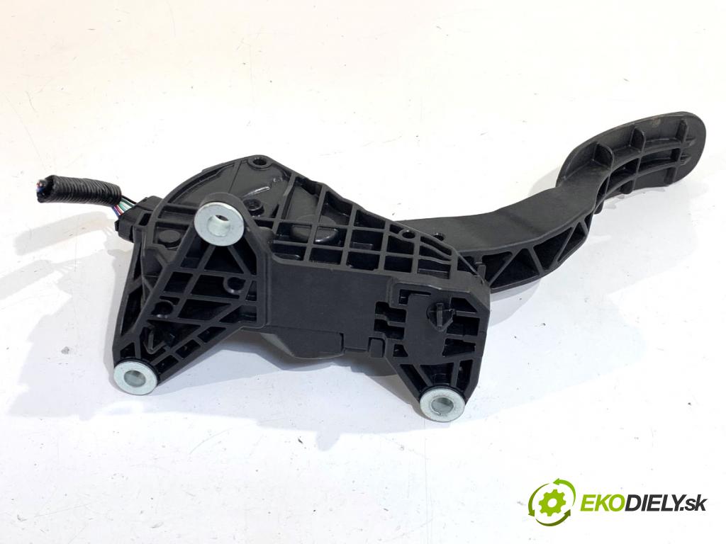 TOYOTA YARIS IV SUV 2021 92 kW 1.5 (MXPB10) 1490 potenciometr plynového pedálu 78110-K0030 (Potenciometr plynového pedálu)