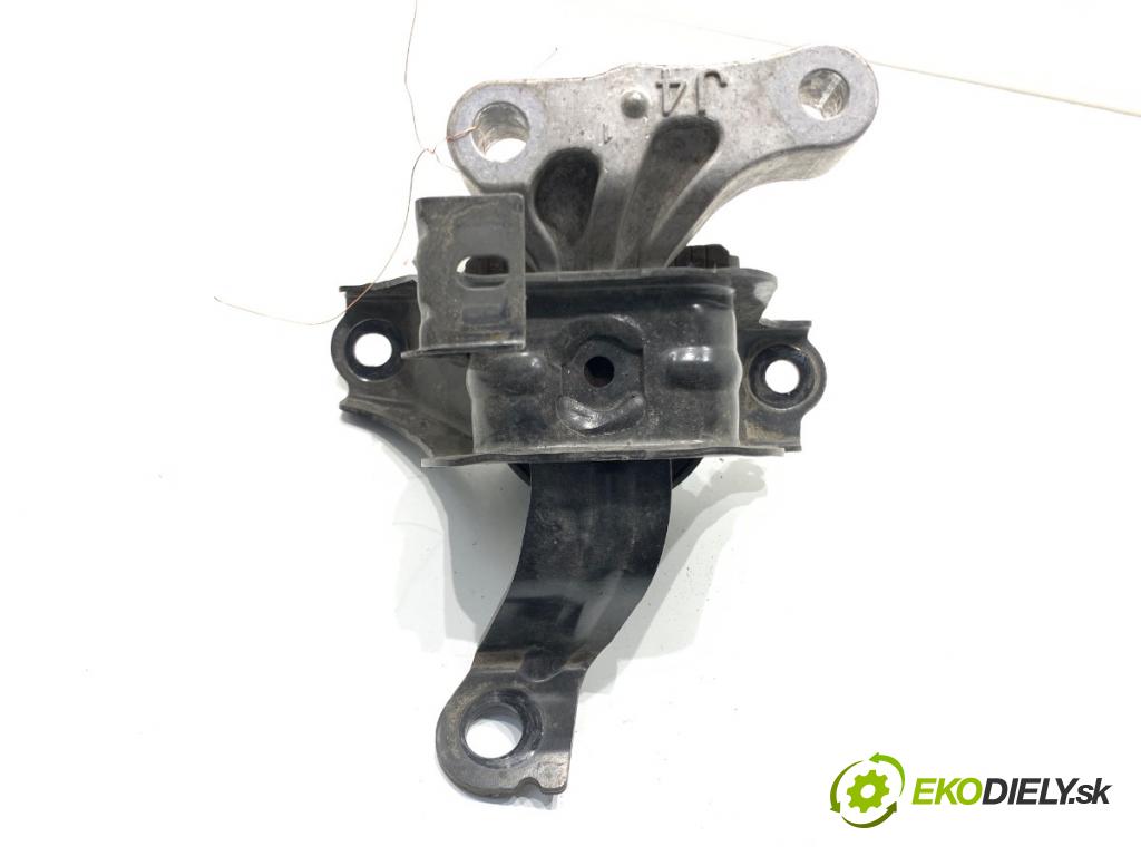 TOYOTA YARIS IV SUV 2021 92 kW 1.5 (MXPB10) 1490 AirBag Motor ľavy