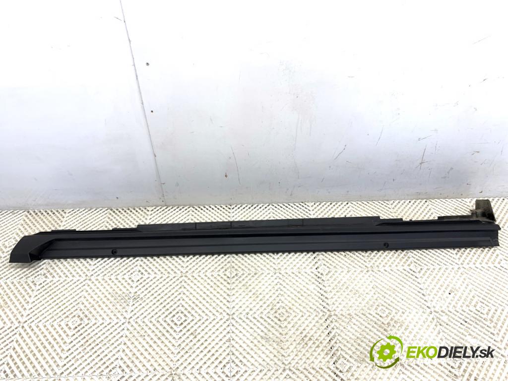 TOYOTA YARIS IV SUV 2021 92 kW 1.5 (MXPB10) 1490 Lišta prahová pravy 75851-52120 75850-K2010