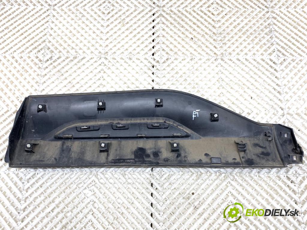 TOYOTA YARIS IV SUV 2021 92 kW 1.5 (MXPB10) 1490 Lišta Dvere pravy zad 75077-0D020