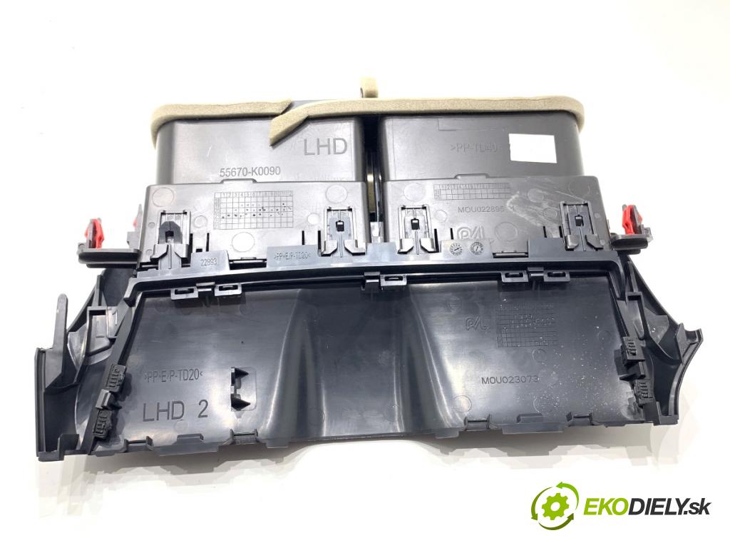 TOYOTA YARIS IV SUV 2021 92 kW 1.5 (MXPB10) 1490 Mriežky kúrenia predný 55670-K0090