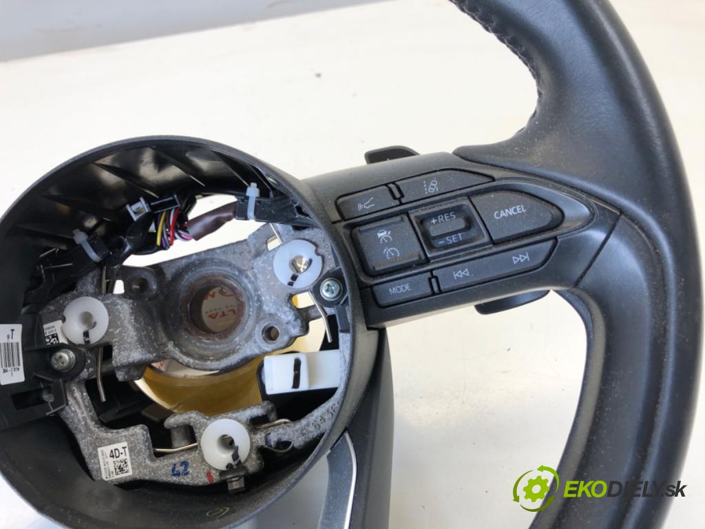 TOYOTA YARIS IV SUV 2021 92 kW 1.5 (MXPB10) 1490 Volant  (Volant)