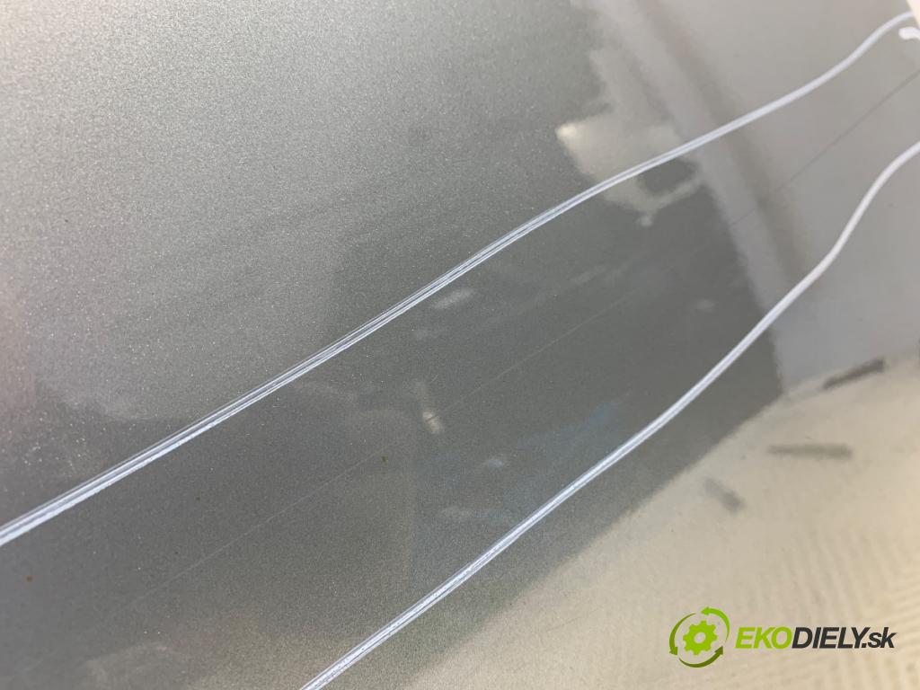 TOYOTA AURIS II liftback 2016 73 kW 1.3 (NRE180_) 1329 dveře pravý zadní část 1G6