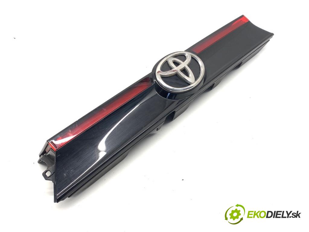 TOYOTA YARIS IV SUV 2021 92 kW 1.5 (MXPB10) 1490 zadní část - čelo dveří zadní část