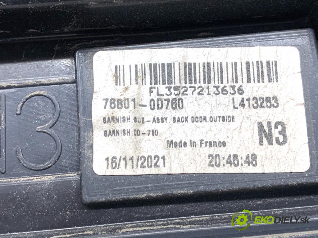 TOYOTA YARIS IV SUV 2021 92 kW 1.5 (MXPB10) 1490 zadní část - čelo dveří zadní část
