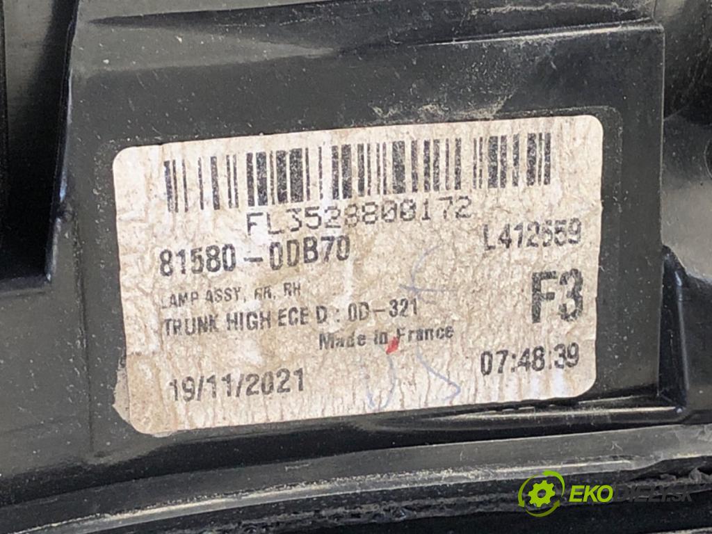 TOYOTA YARIS IV SUV 2021 92 kW 1.5 (MXPB10) 1490 Svetlo pravy zad vnútorná 81580-0DB70