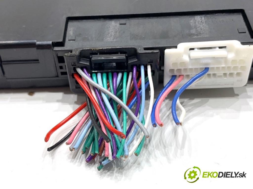 TOYOTA YARIS IV SUV 2021 92 kW 1.5 (MXPB10) 1490 Modul komfortu 89221-K0020 (Modul komfortu)