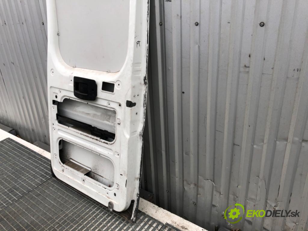 PEUGEOT BOXER I Autobus 2016 96 kW 2.0 BlueHDi 130 1997 Dvere pravy zad