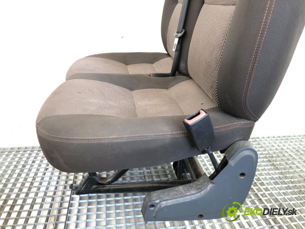 PEUGEOT BOXER I Autobus 2016 96 kW 2.0 BlueHDi 130 1997 sedadlo pravý přední část