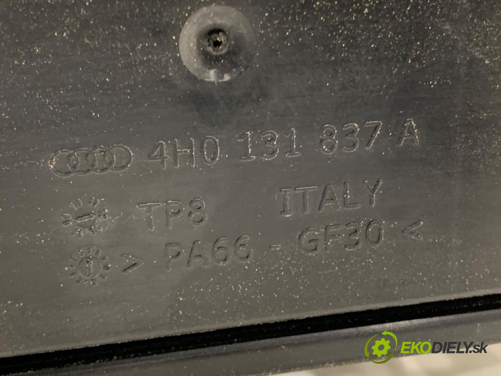 AUDI A8 D4 sedan 2015 368 kW 6.3 W12 quattro 6299 pumpa vzduchu sekundárního 4H0131837A 07L959253E (Topení, ventilace ostatní)