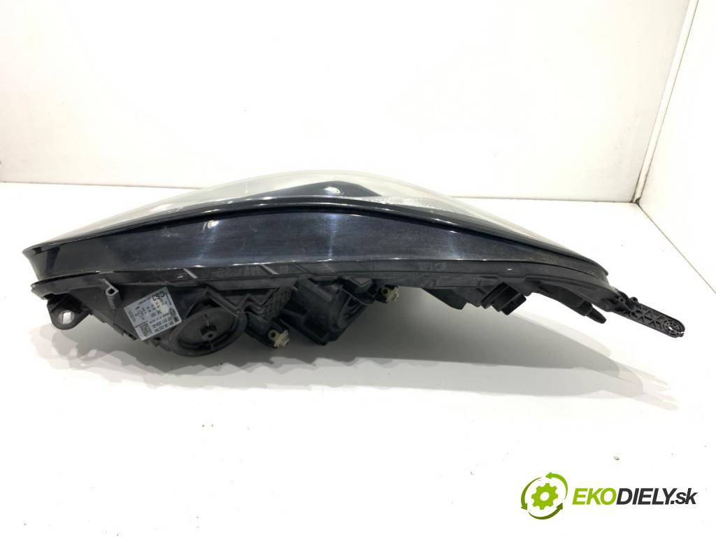 OPEL CORSA E liftback 2017 55 kW 1.4 (08, 68) 1398 Svetlomet pravy predný 39108223