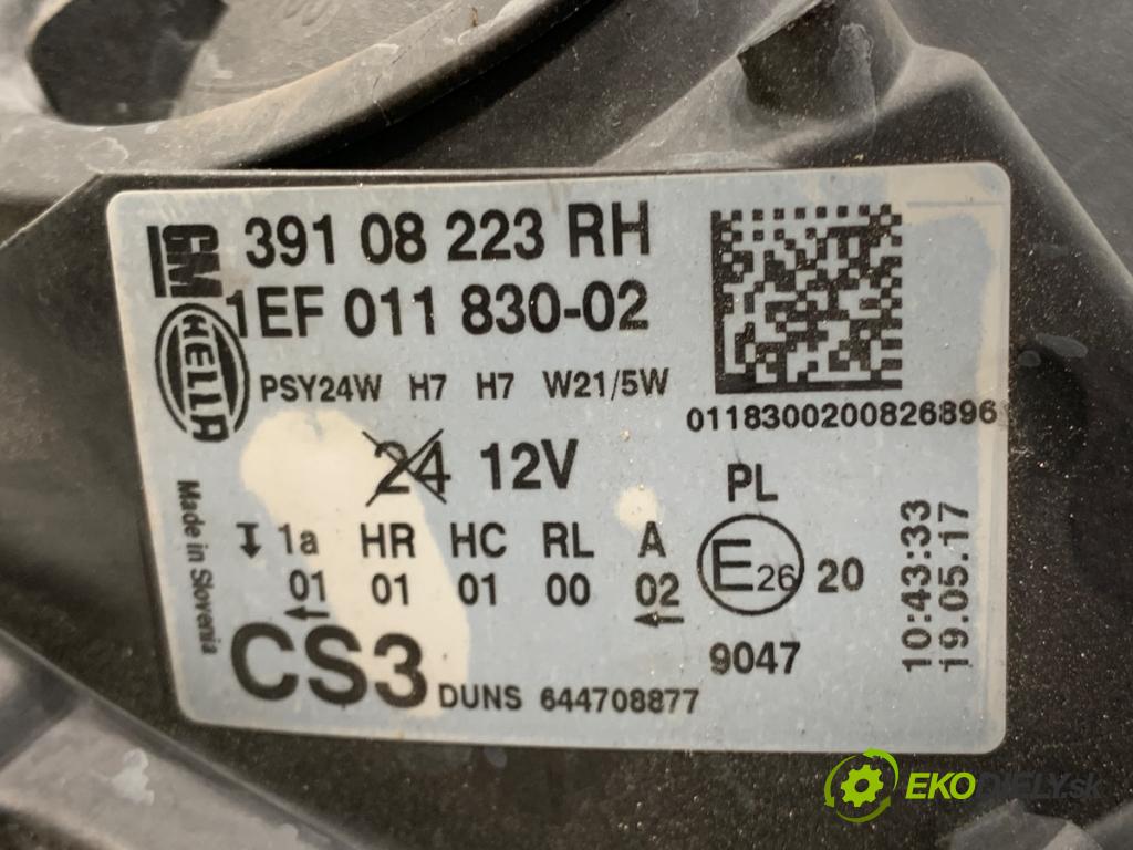 OPEL CORSA E liftback 2017 55 kW 1.4 (08, 68) 1398 Svetlomet pravy predný 39108223