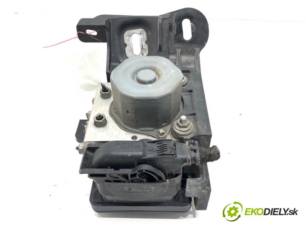 OPEL CORSA E liftback 2017 55 kW 1.4 (08, 68) 1398 pumpa ABS 39084530 (Pumpa ABS)