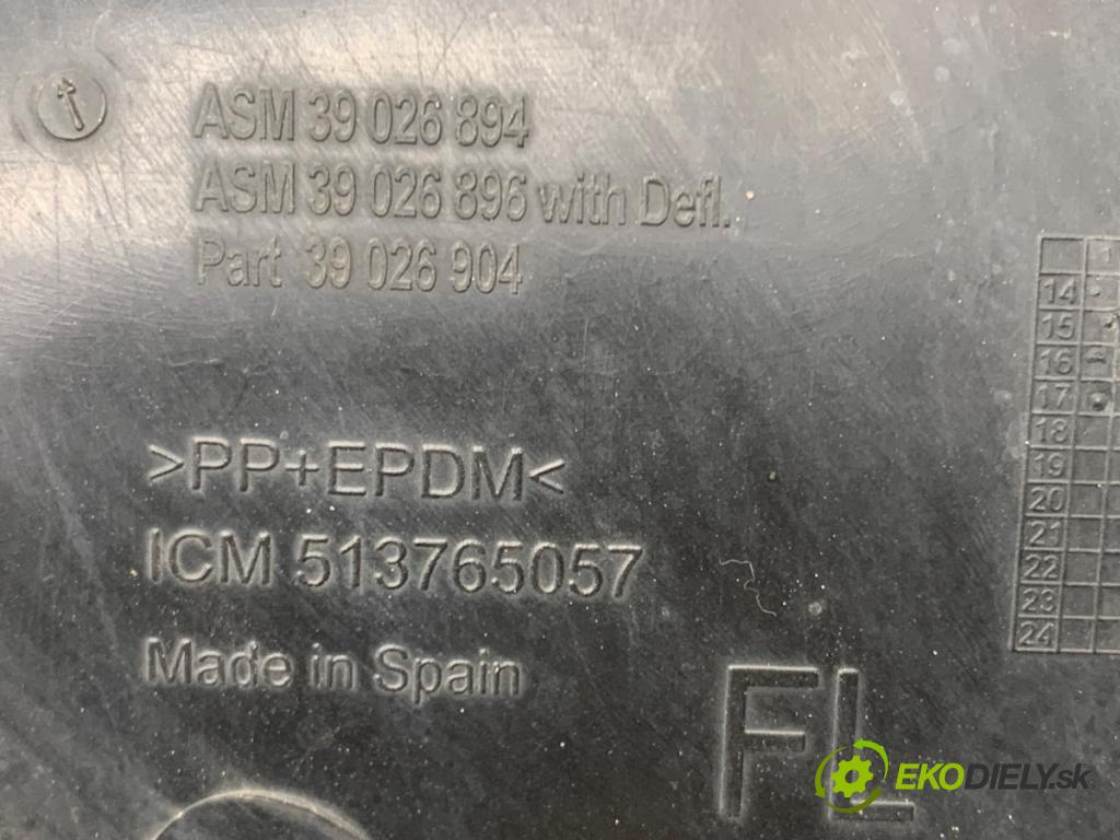 OPEL CORSA E liftback 2017 55 kW 1.4 (08, 68) 1398 podblatník pravý přední část 39026904