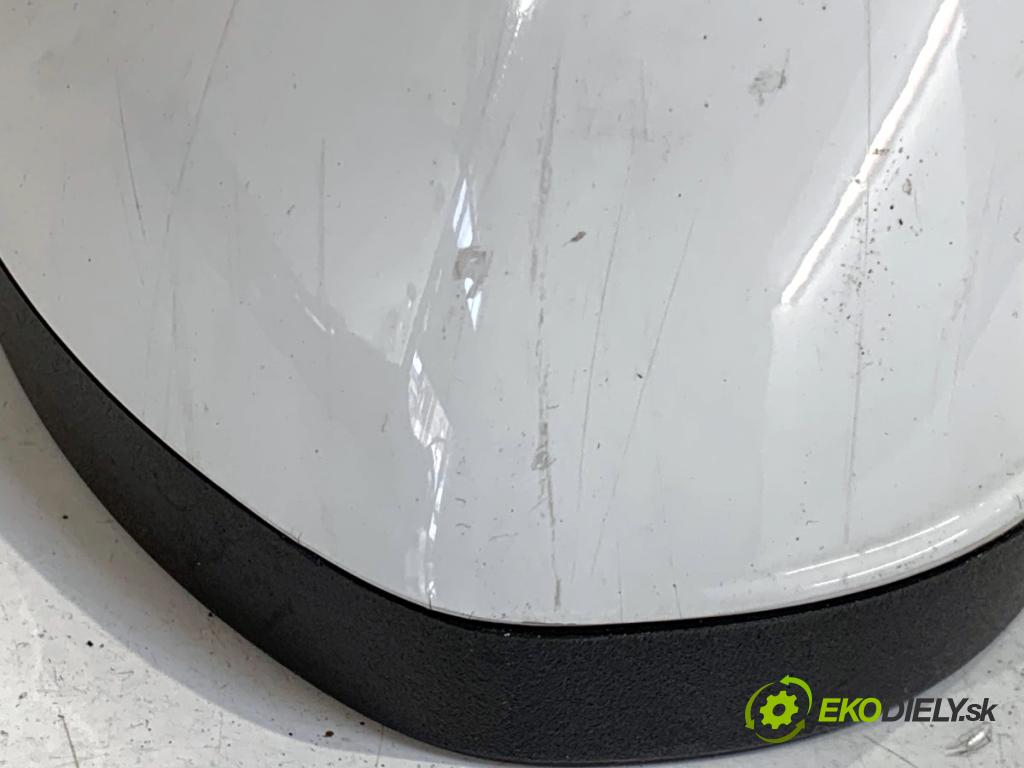 OPEL CORSA E liftback 2017 55 kW 1.4 (08, 68) 1398 Spätné zrkadlo pravy