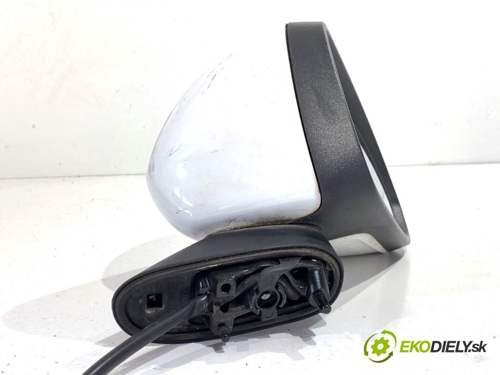 OPEL CORSA E liftback 2017 55 kW 1.4 (08, 68) 1398 Spätné zrkadlo pravy