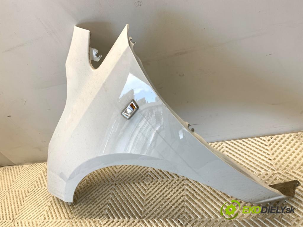 OPEL CORSA E liftback 2017 55 kW 1.4 (08, 68) 1398 Blatník ľavy predný Z40R