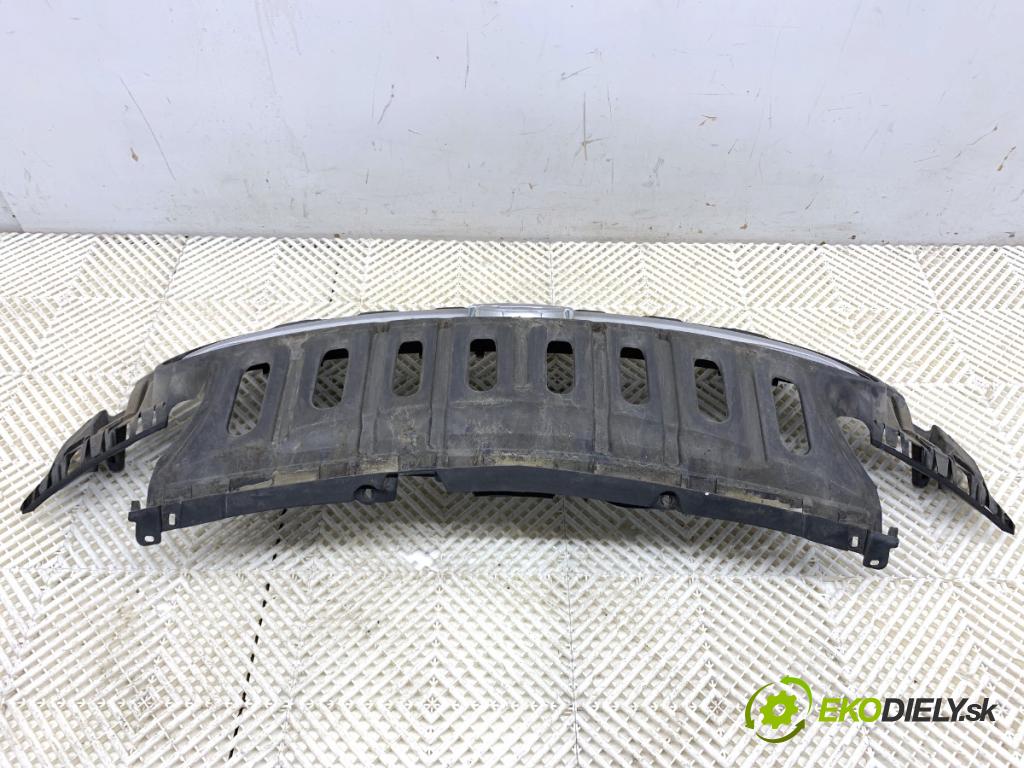 OPEL CORSA E liftback 2017 55 kW 1.4 (08, 68) 1398 Mriežka maska 39003576 (Mriežka predná (maska chladiča))