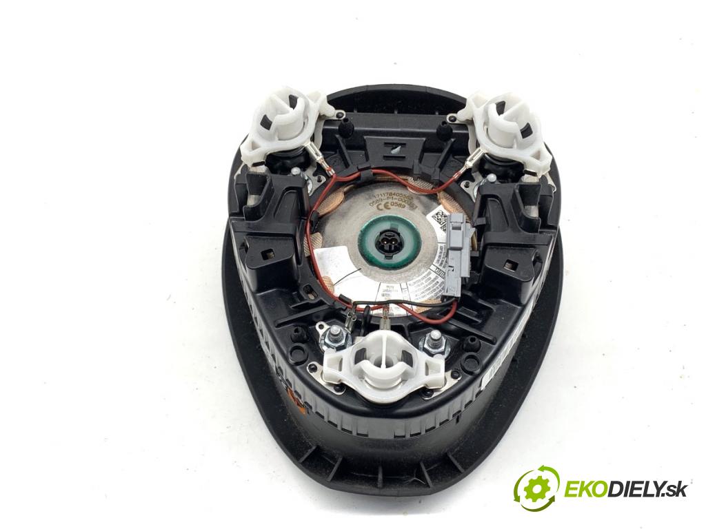 OPEL CORSA E liftback 2017 55 kW 1.4 (08, 68) 1398 AirBag volantu 39027701 (Airbag)