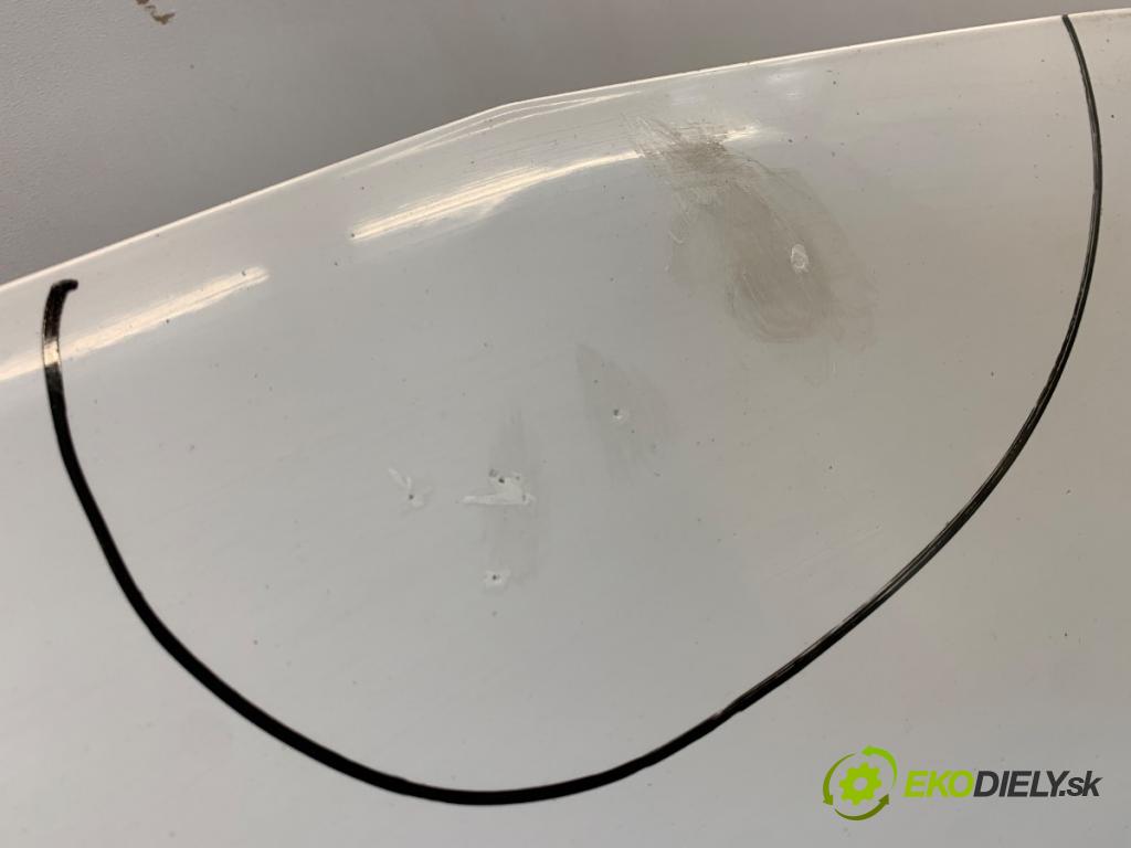 OPEL CORSA E liftback 2017 55 kW 1.4 (08, 68) 1398 kapota Z40R (Kapota)