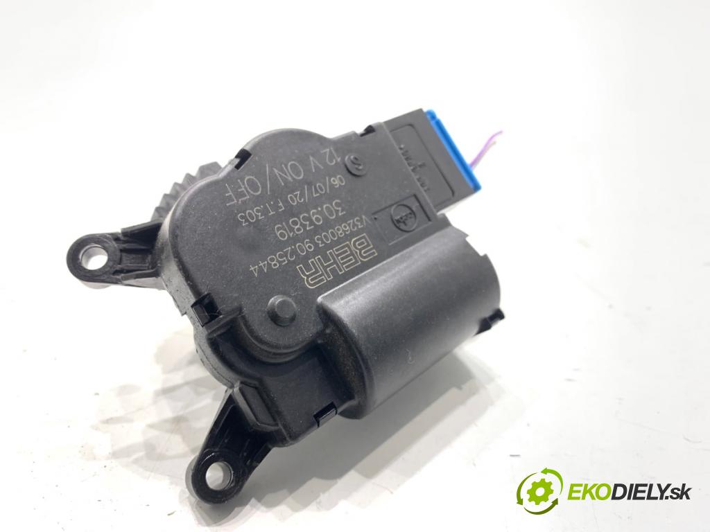 SKODA FABIA III Kombi 2020 44 kW 1.0 999 Motor kúrenia V3268003