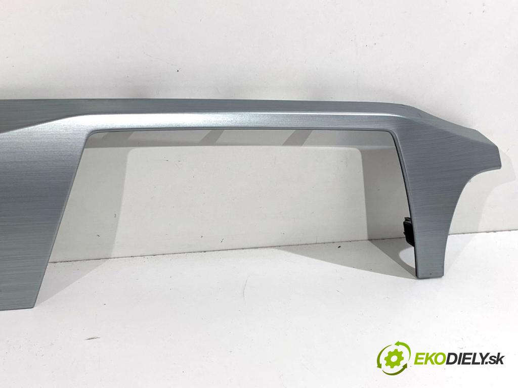SKODA FABIA III Kombi 2020 44 kW 1.0 999 lišty kryt 6V1858418A (Lišta)
