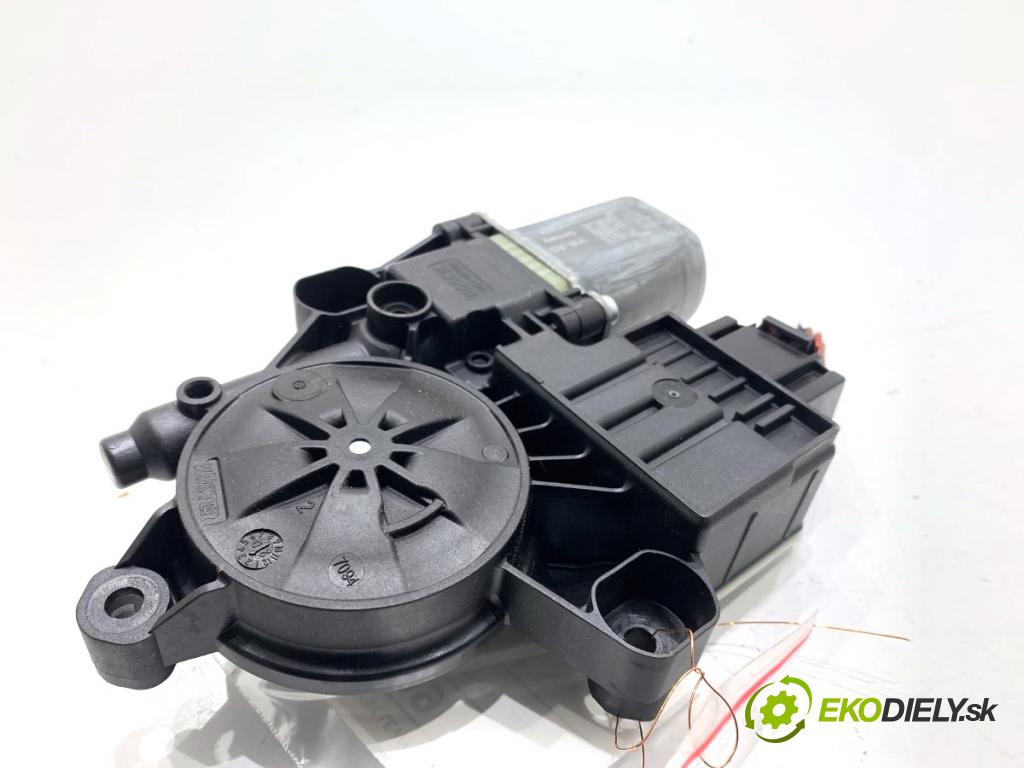 SKODA FABIA III Kombi 2020 44 kW 1.0 999 Motor sťahovania okna ľavy predný 2Q2959405