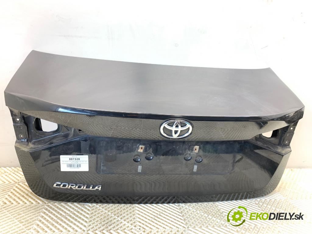 TOYOTA COROLLA E21 sedan 2020 97 kW 1.6 VVTi (ZRE210) 1598 kapota zadní část 209