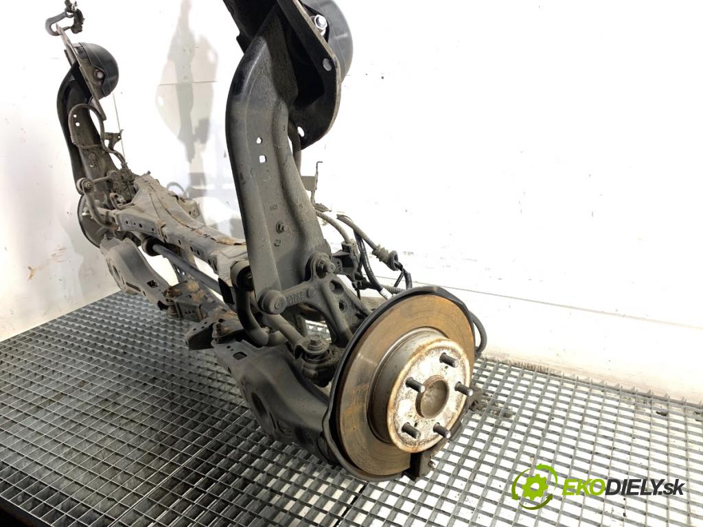 TOYOTA COROLLA E21 sedan 2020 97 kW 1.6 VVTi (ZRE210) 1598 Výstuha zad