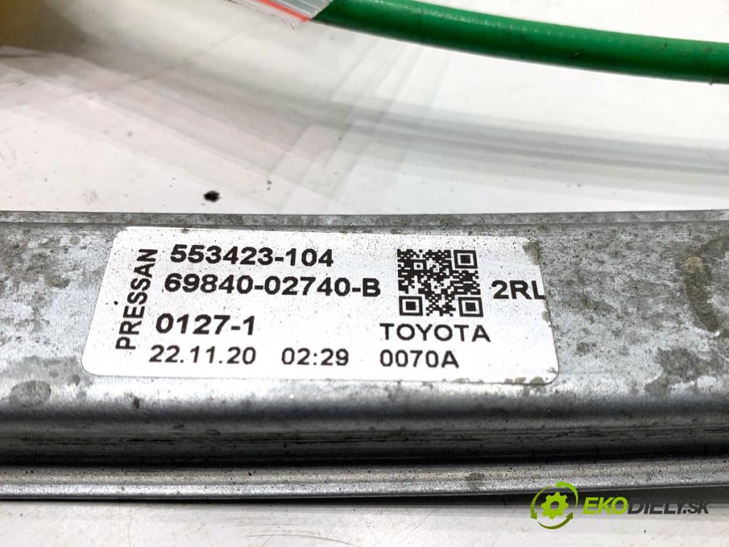 TOYOTA COROLLA E21 sedan 2020 97 kW 1.6 VVTi (ZRE210) 1598 mechanismus okna levý zadní část 69840-02740
