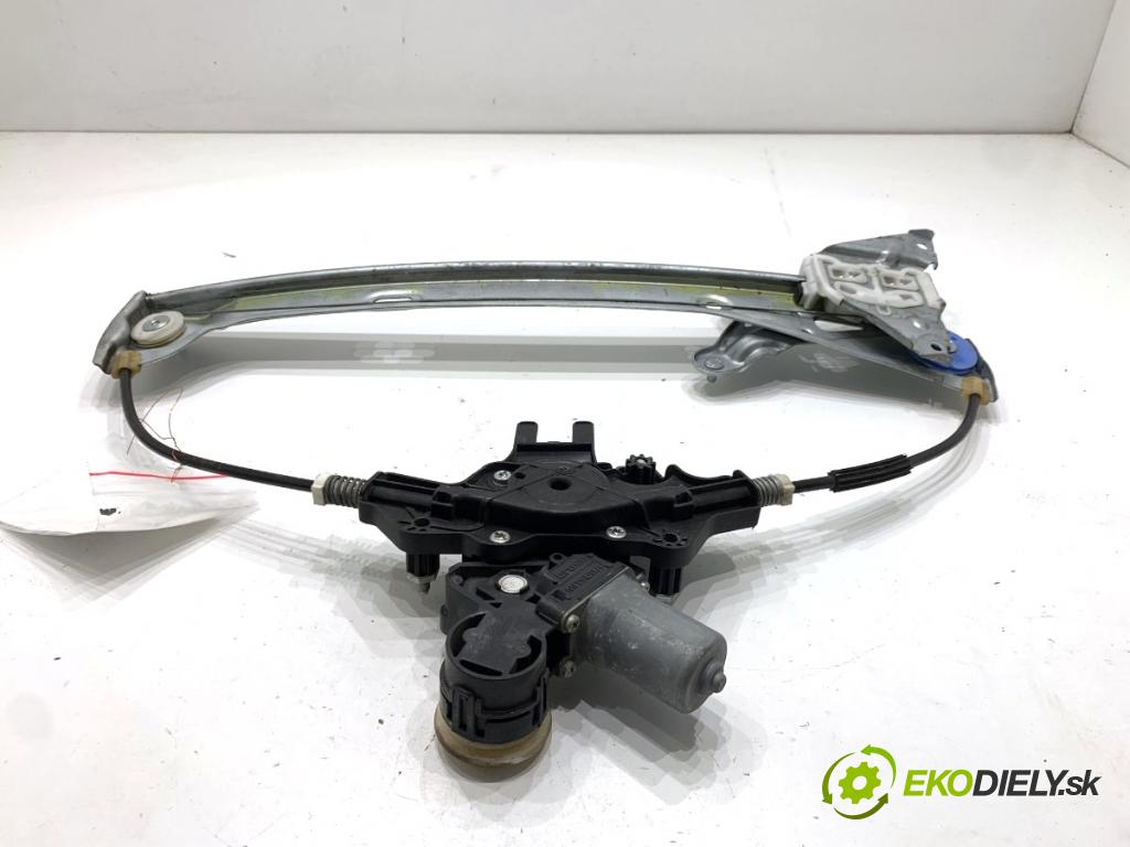 TOYOTA COROLLA E21 sedan 2020 97 kW 1.6 VVTi (ZRE210) 1598 mechanismus okna pravý přední část 69810-02791  85701-02090