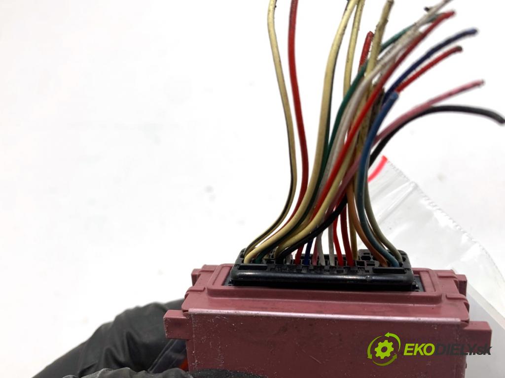 TOYOTA COROLLA E21 sedan 2020 97 kW 1.6 VVTi (ZRE210) 1598 Modul GATEWAY 89111-02040
