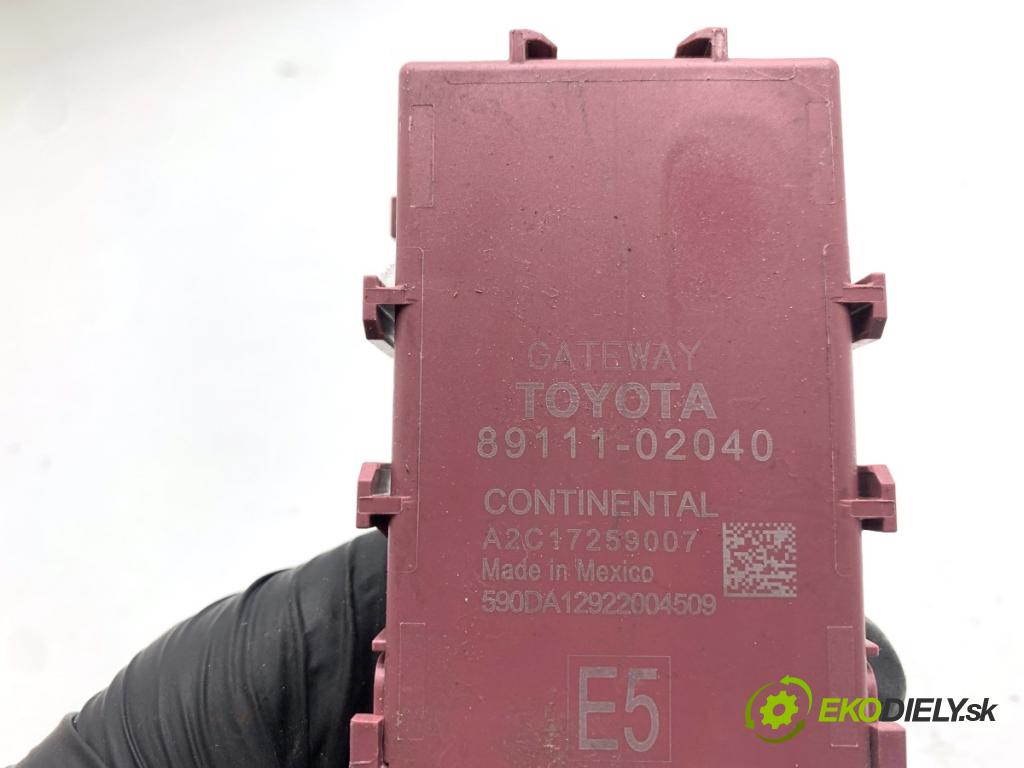 TOYOTA COROLLA E21 sedan 2020 97 kW 1.6 VVTi (ZRE210) 1598 Modul GATEWAY 89111-02040