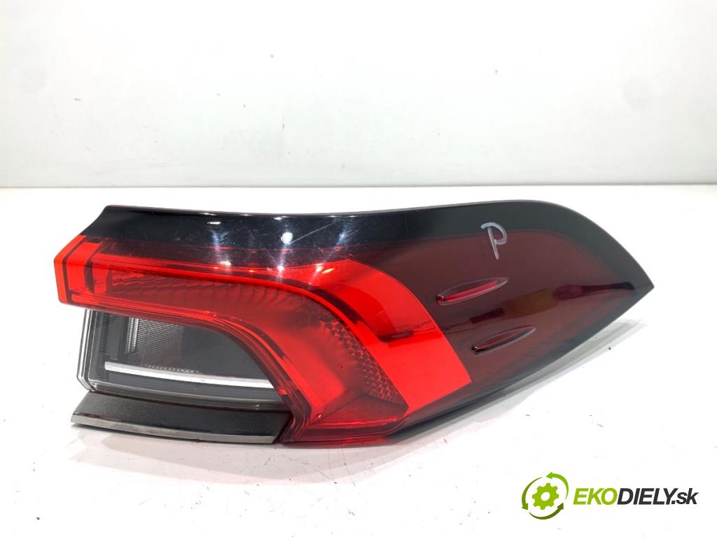 TOYOTA COROLLA E21 sedan 2020 97 kW 1.6 VVTi (ZRE210) 1598 Svetlo pravy zad 81550-02D11