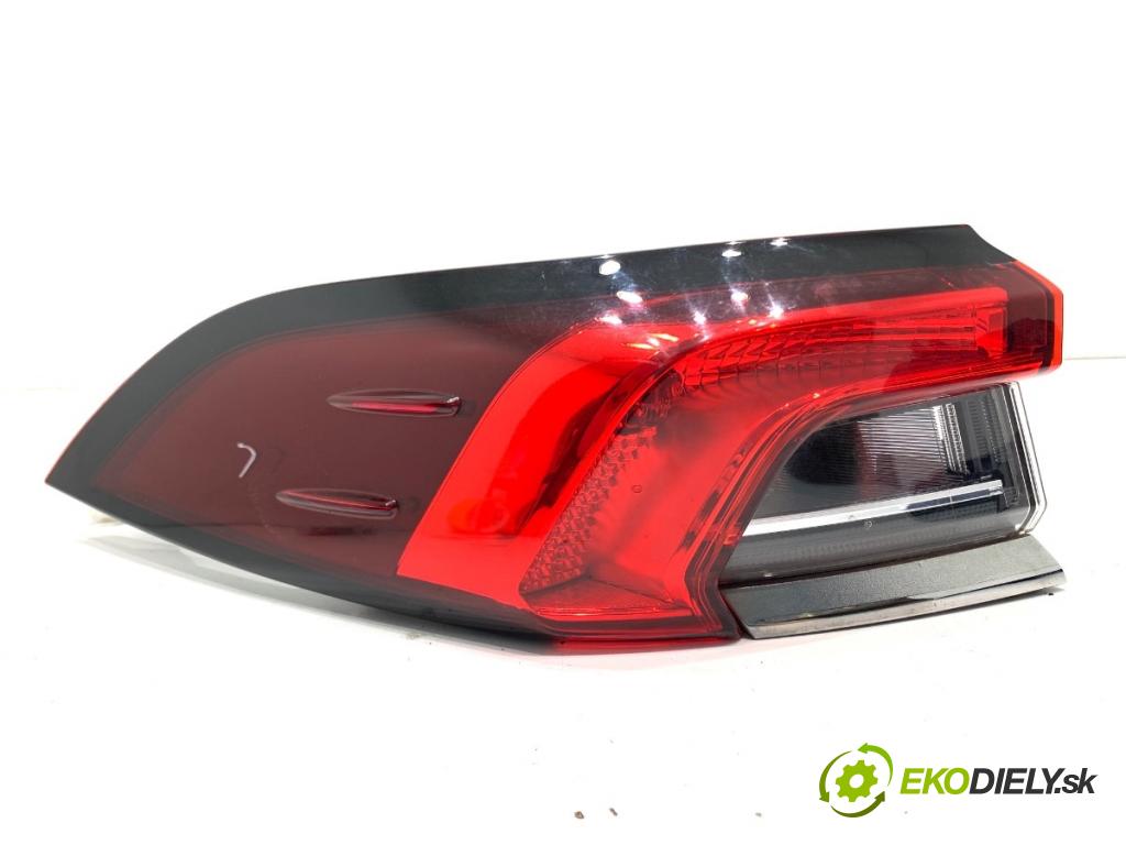 TOYOTA COROLLA E21 sedan 2020 97 kW 1.6 VVTi (ZRE210) 1598 Svetlo ľavy zad 81560-02D11