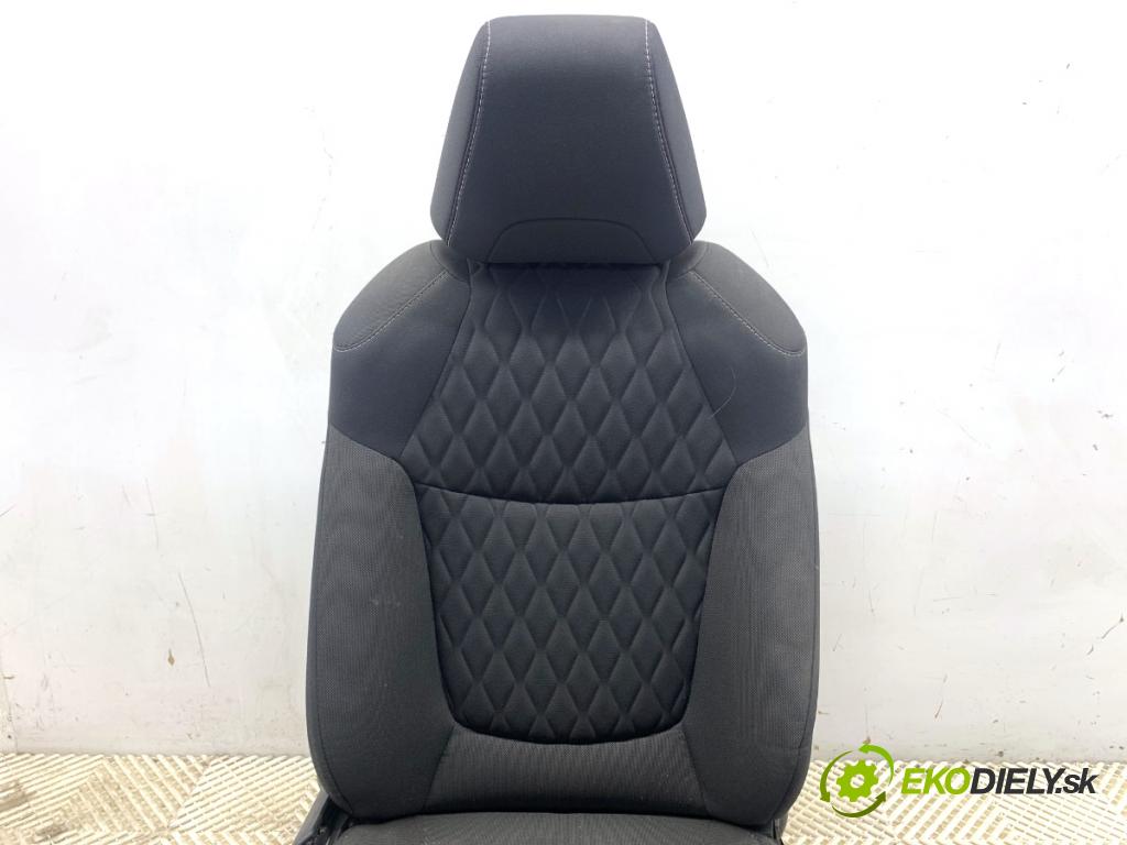 TOYOTA COROLLA E21 sedan 2020 97 kW 1.6 VVTi (ZRE210) 1598 Sedadlo pravy predný