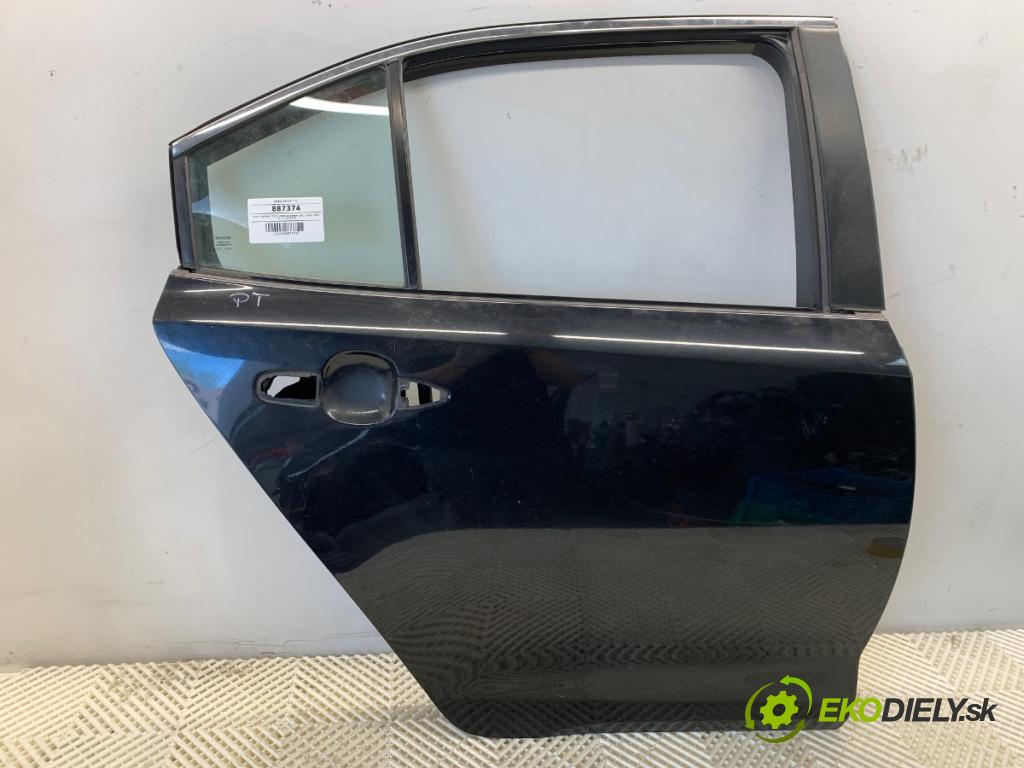 TOYOTA COROLLA E21 sedan 2020 97 kW 1.6 VVTi (ZRE210) 1598 dveře pravý zadní část 209