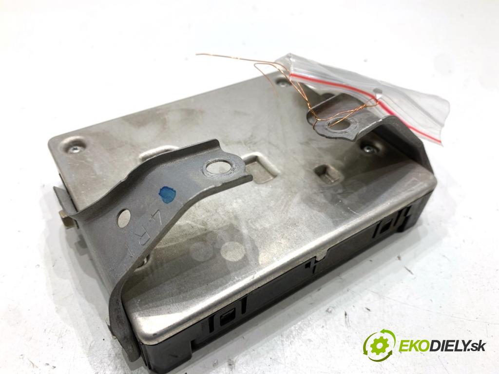 TOYOTA COROLLA E21 sedan 2020 97 kW 1.6 VVTi (ZRE210) 1598 Modul SOS 86740-02160