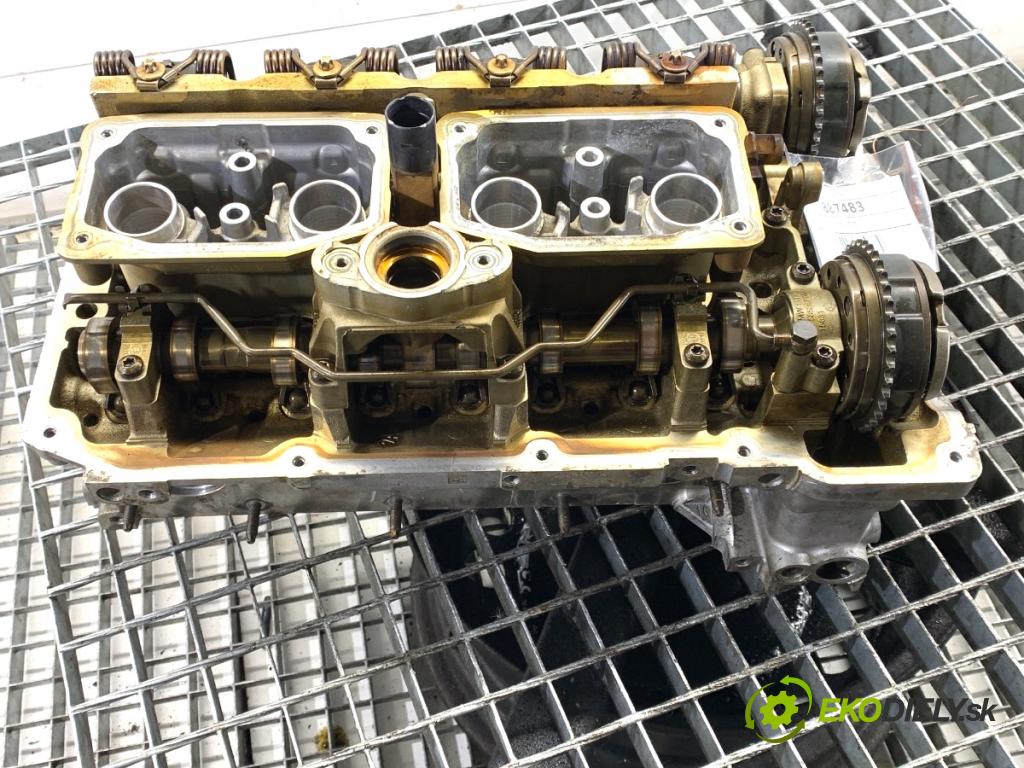 BMW F34 liftback 2013 135 kW 320 i 1997 Hlava valcov 7647825 (Hlava valcov)