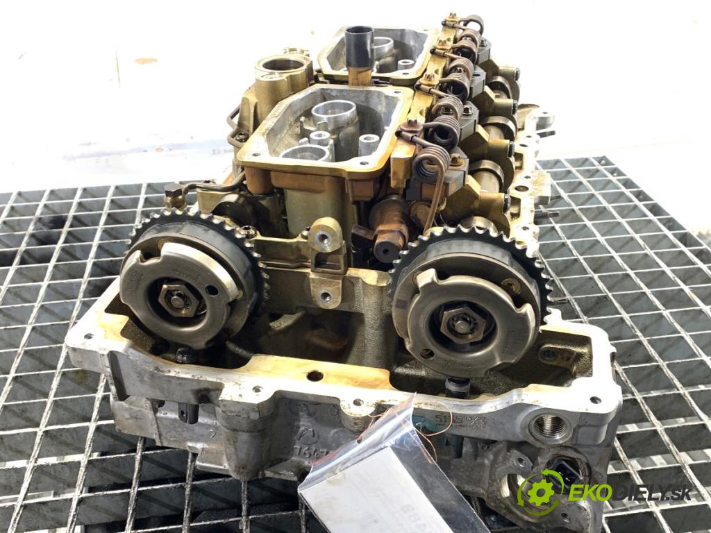 BMW F34 liftback 2013 135 kW 320 i 1997 Hlava valcov 7647825 (Hlava valcov)