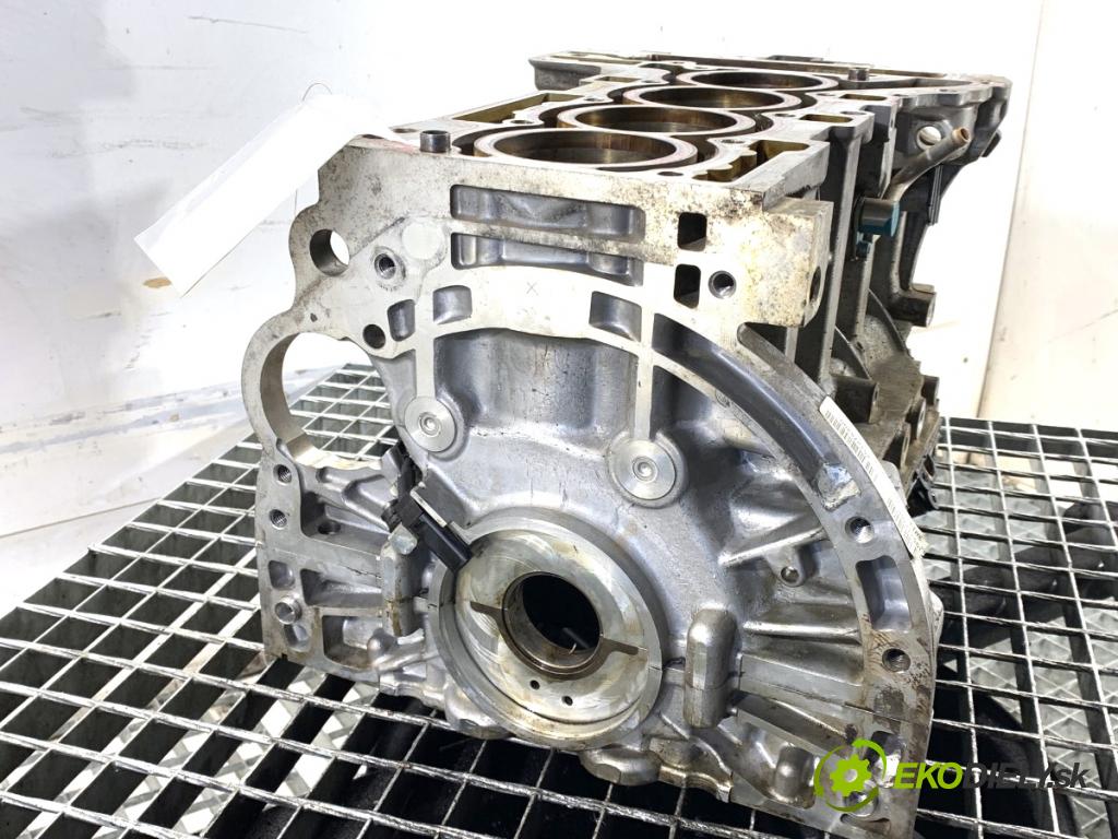 BMW F34 liftback 2013 135 kW 320 i 1997 blok Motor 7587604 (Blok motora)