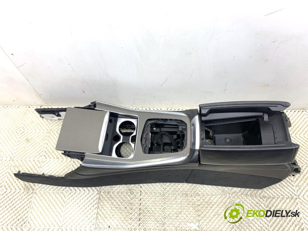 BMW G05 SUV 2020 294 kW xDrive M 50 d 2993 Tunel stredový  (Stredový tunel)
