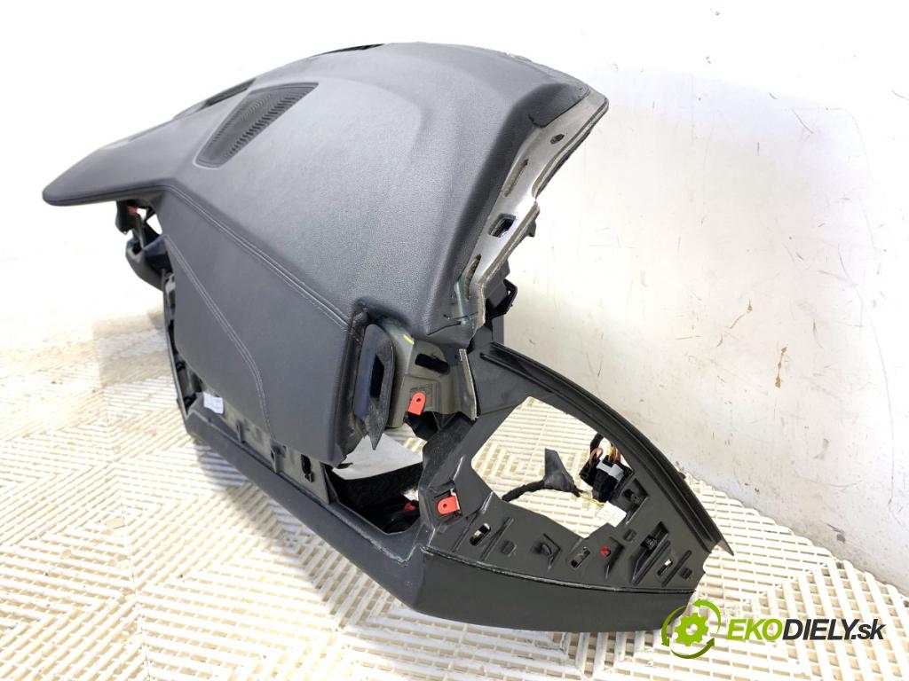 BMW G05 SUV 2020 294 kW xDrive M 50 d 2993 Palubná doska 9399267 (Palubná doska)
