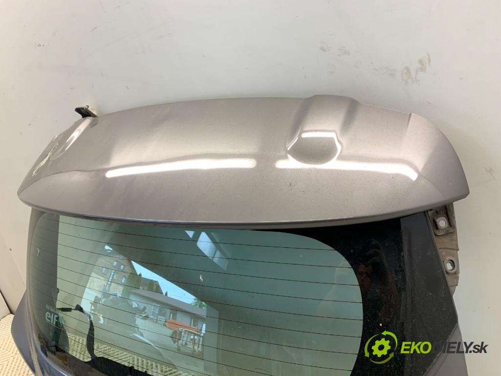 RENAULT CLIO IV liftback 2015 55 kW 1.5 dCi 75 1461 kapota zadní část TEKNG