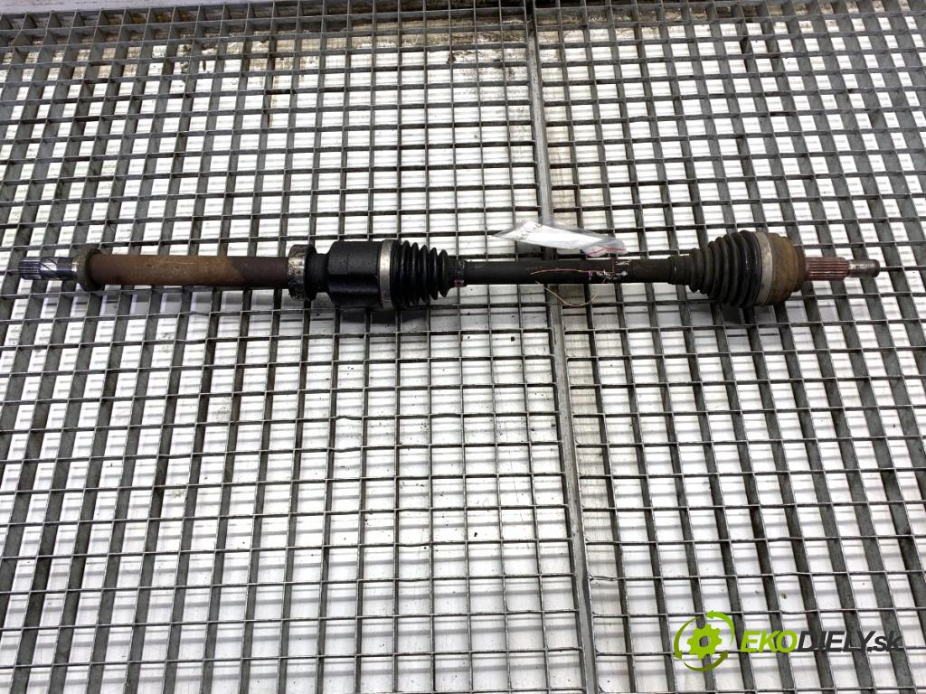 RENAULT CLIO IV liftback 2015 55 kW 1.5 dCi 75 1461 Poloos pravy predný 391008239R