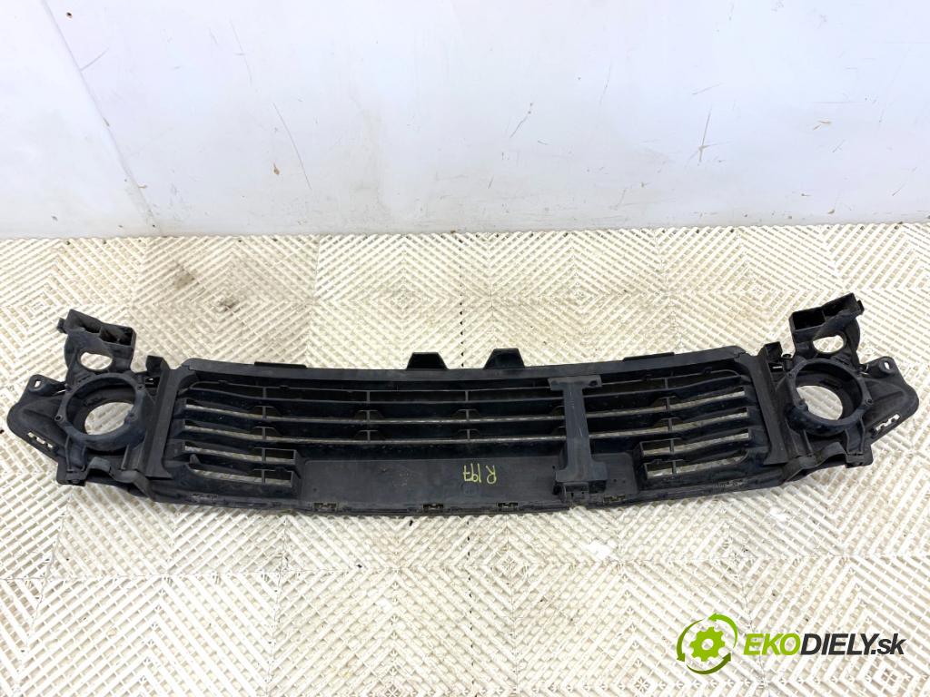 RENAULT CLIO IV liftback 2015 55 kW 1.5 dCi 75 1461 Mriežky nárazníka predný 628165104R 622549142R (Mriežka predná (maska chladiča))